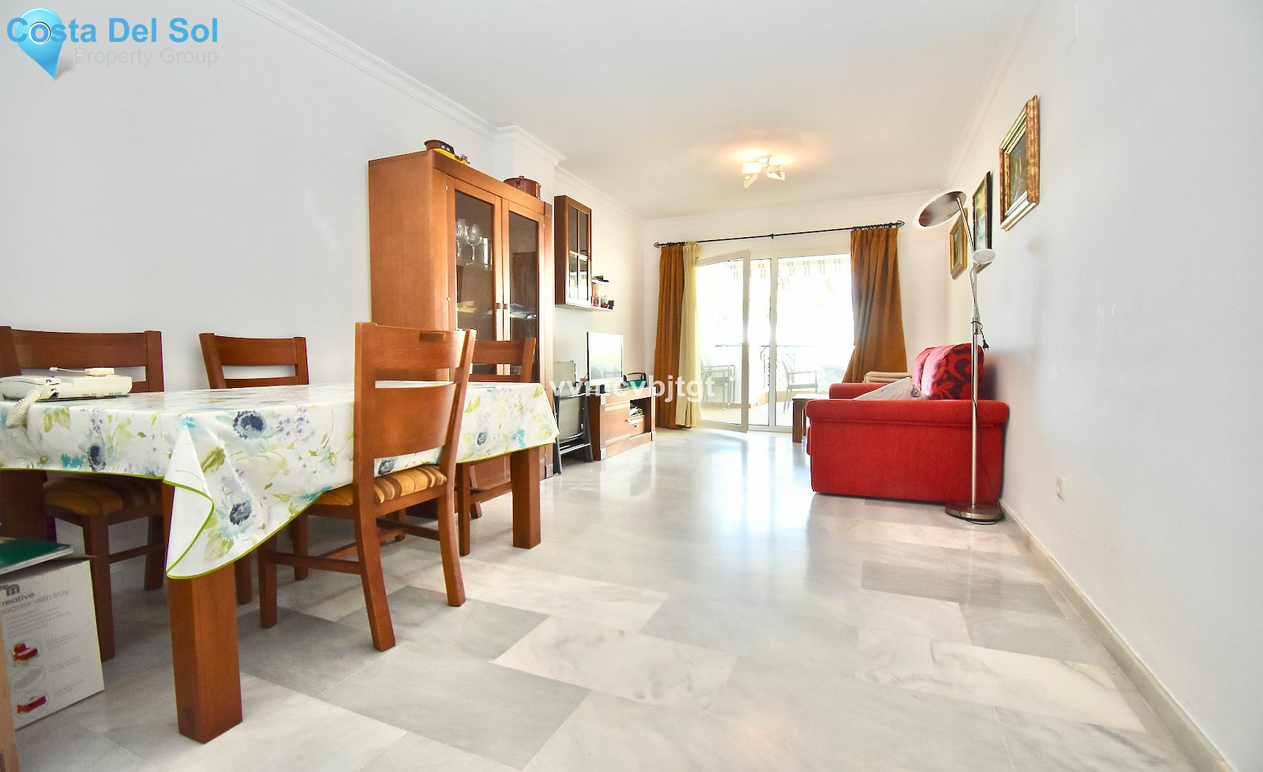 Middle Floor Apartment in Calahonda-1531994