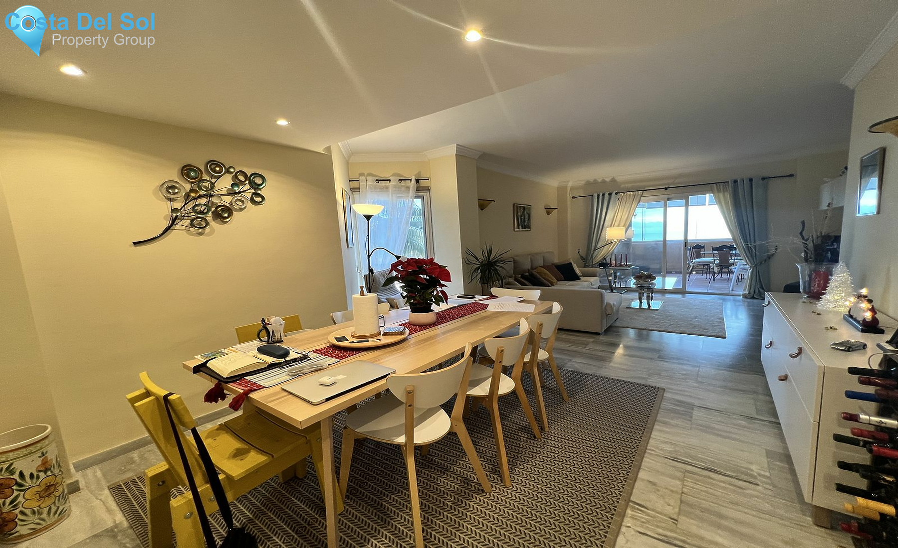 Middle Floor Apartment in Calahonda-1546812