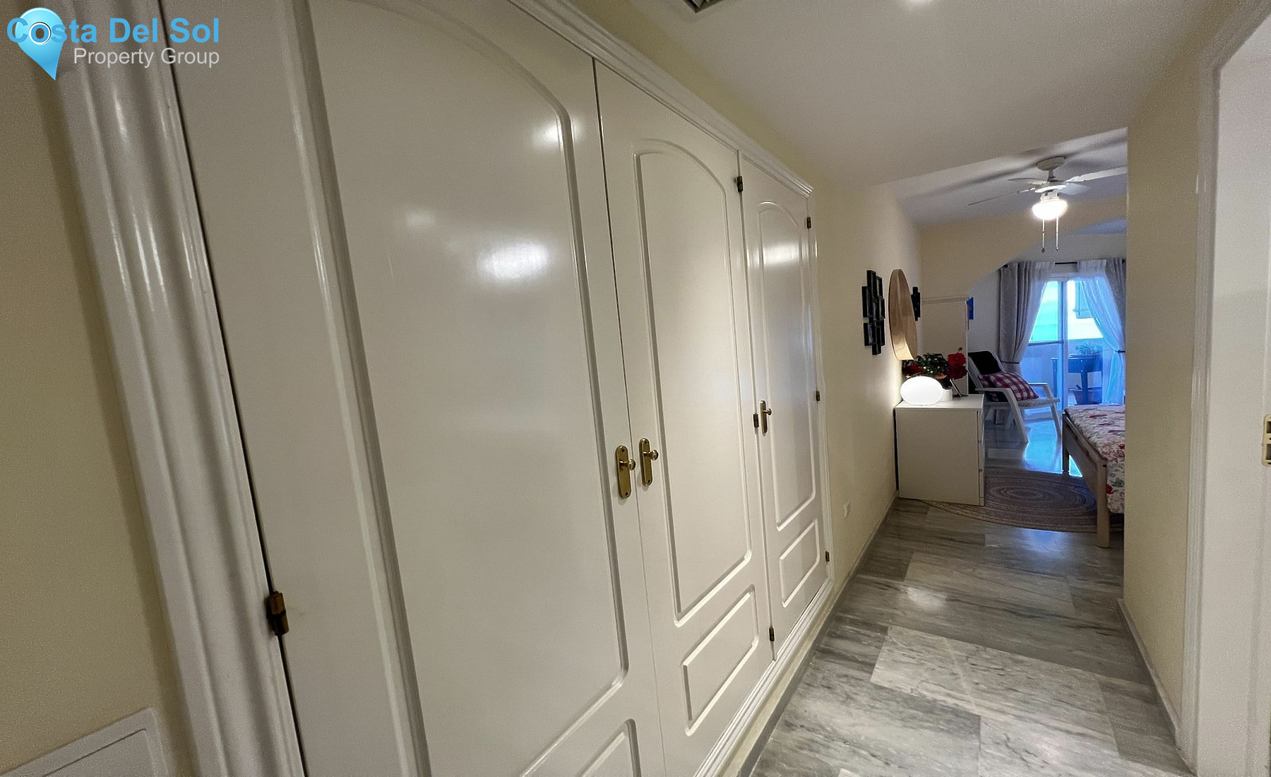 Middle Floor Apartment in Calahonda-1546816