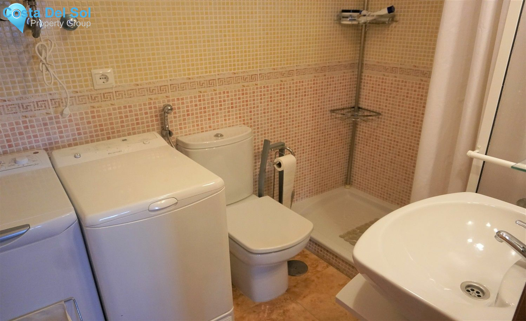 Middle Floor Apartment in Caleta de Vélez-1399189
