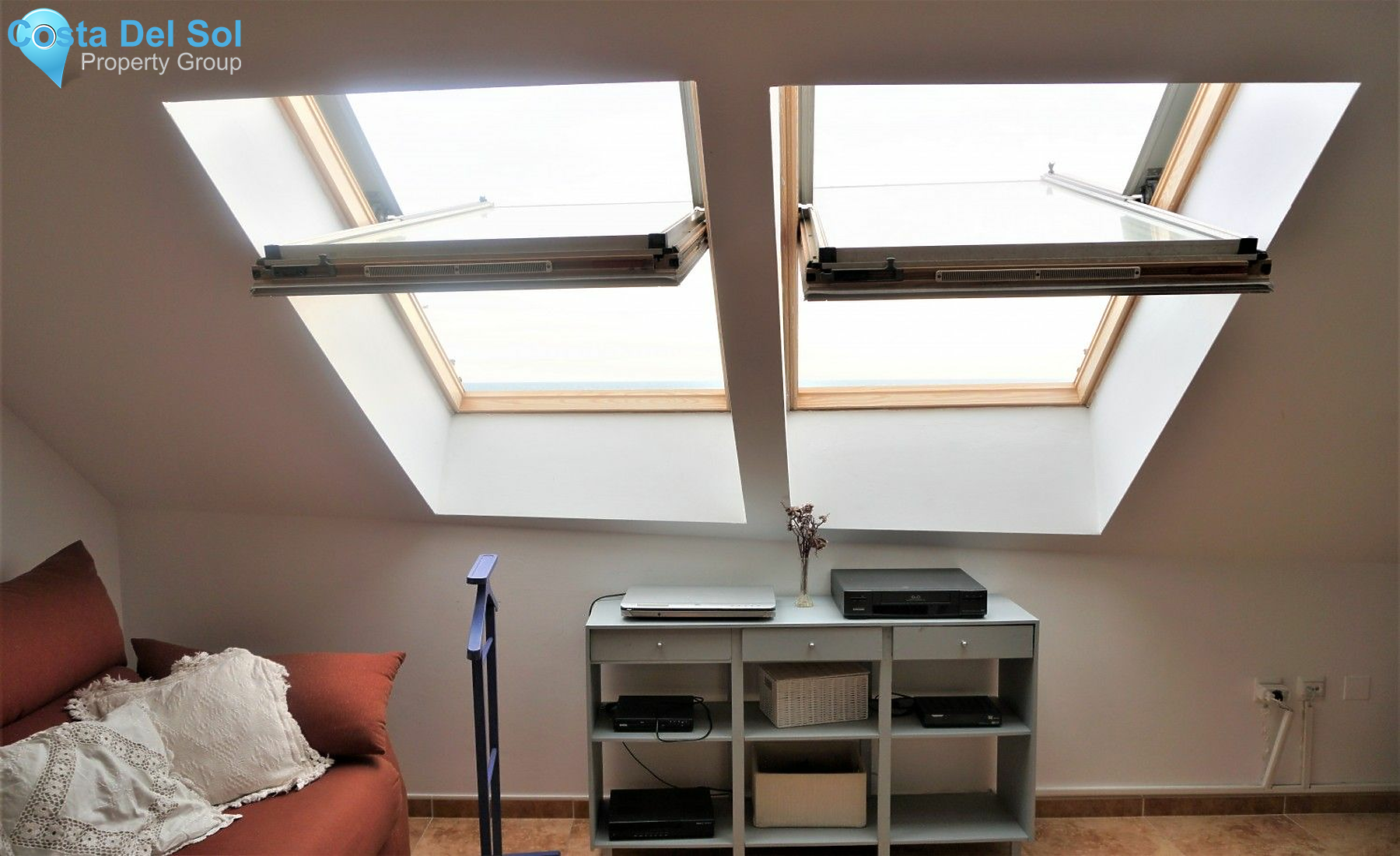 Middle Floor Apartment in Caleta de Vélez-1399196