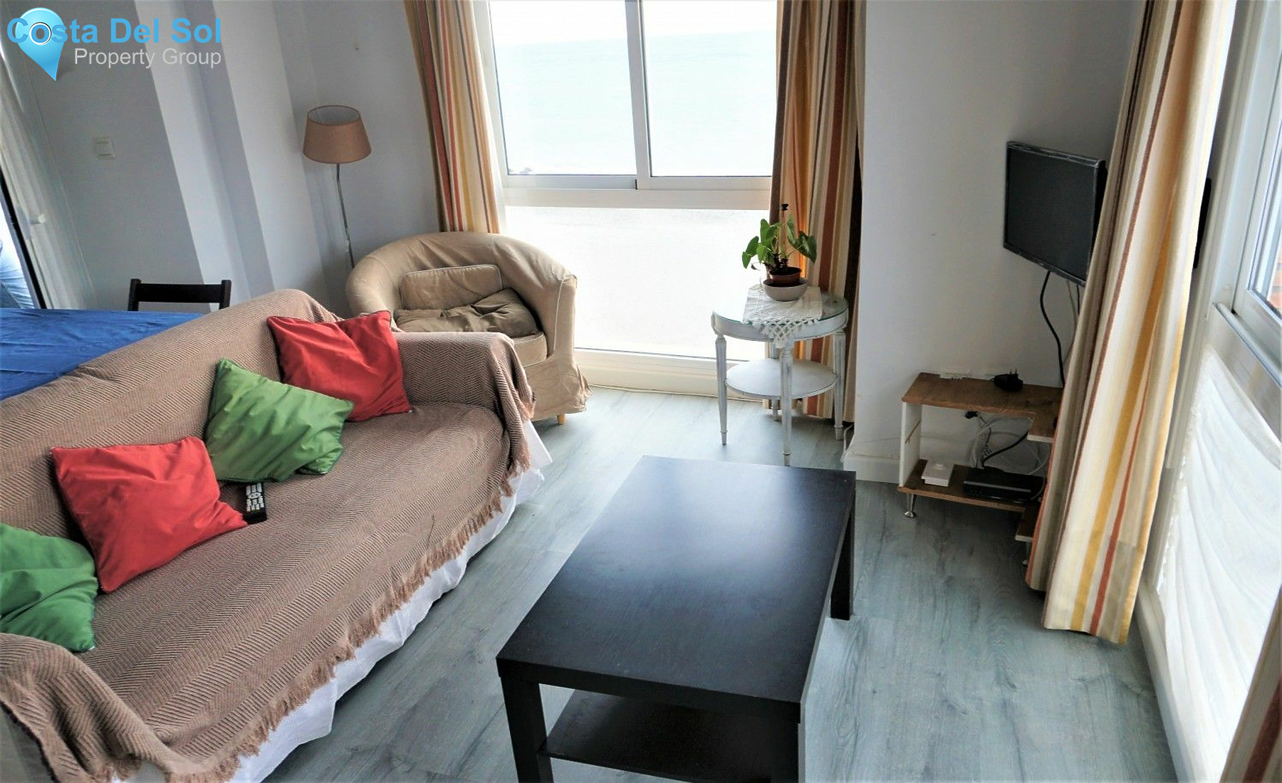 Middle Floor Apartment in Caleta de Vélez-1399183