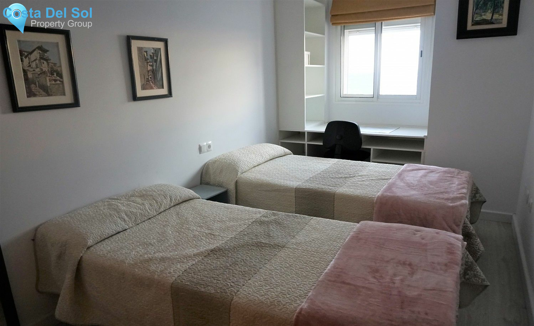 Middle Floor Apartment in Caleta de Vélez-1399185