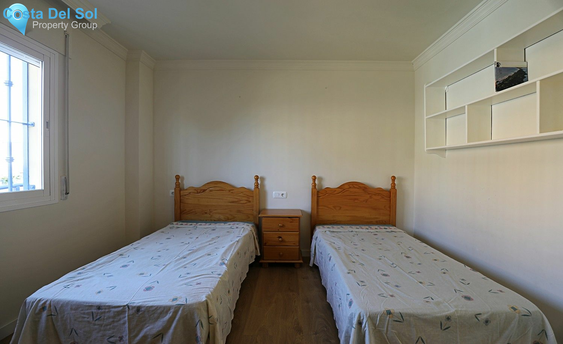 Middle Floor Apartment in Caleta de Vélez-1532998