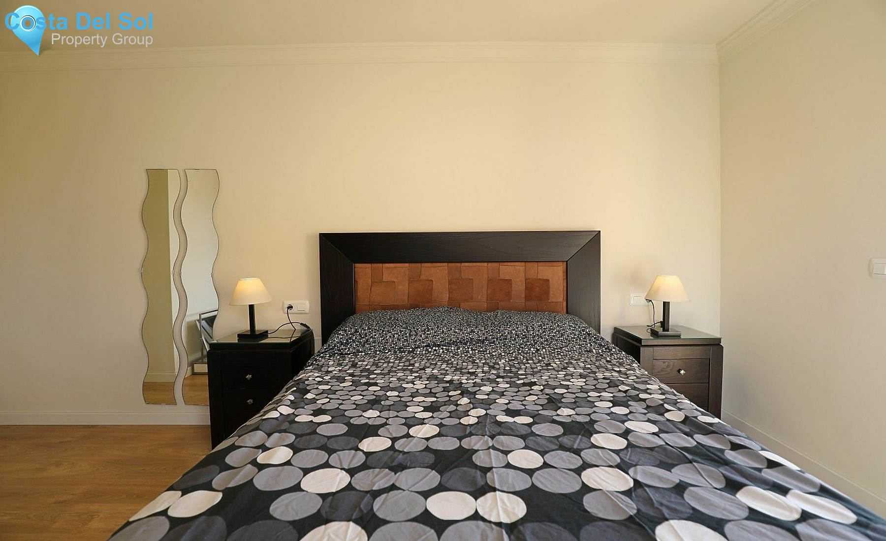 Middle Floor Apartment in Caleta de Vélez-1533001