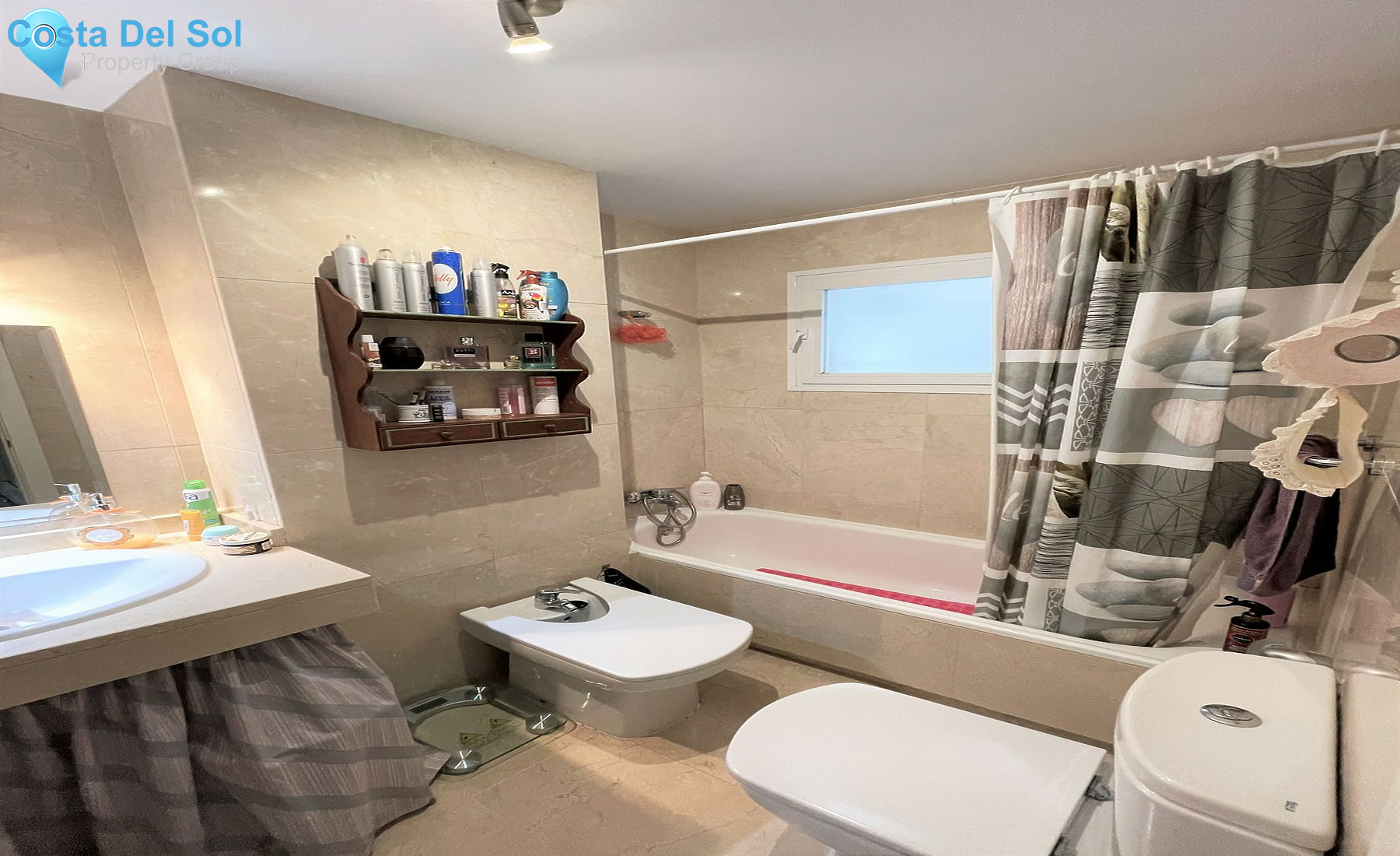 Middle Floor Apartment in Cancelada-1505617