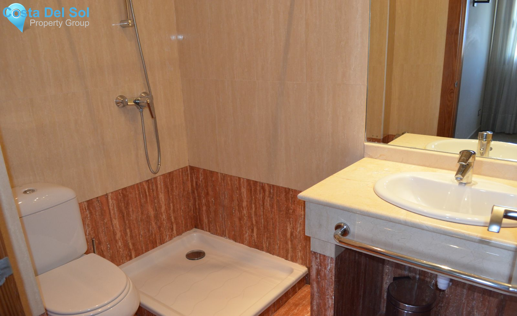 Middle Floor Apartment in Cancelada-1185632