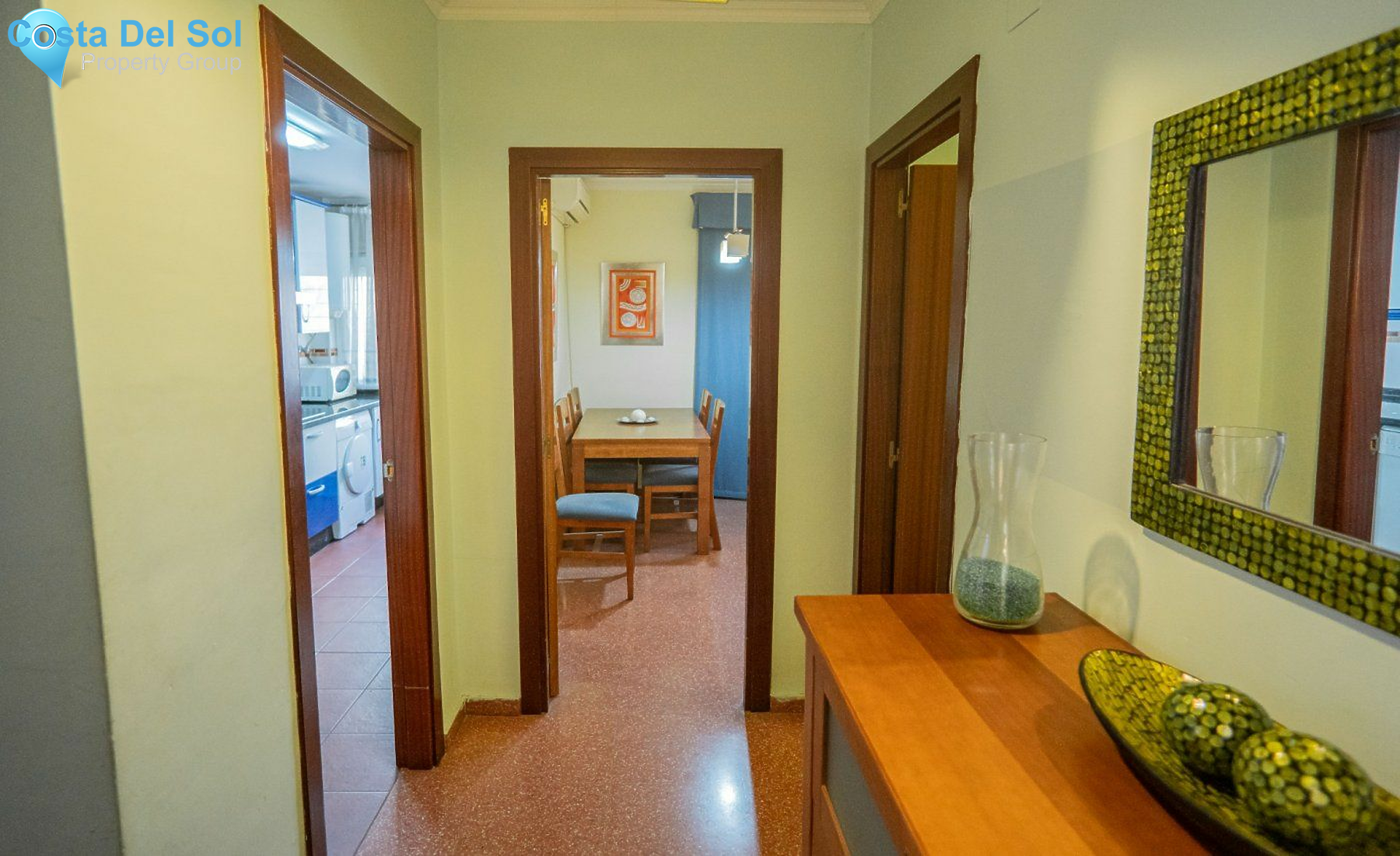 Middle Floor Apartment in Capuchinos-1547995