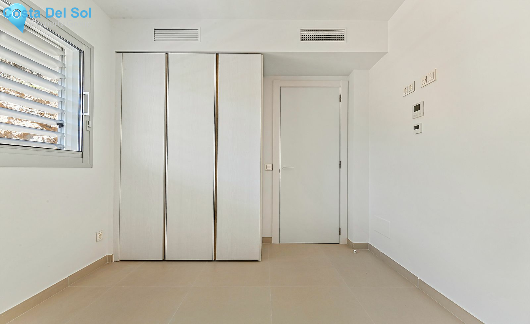 Middle Floor Apartment in Carvajal-1167961