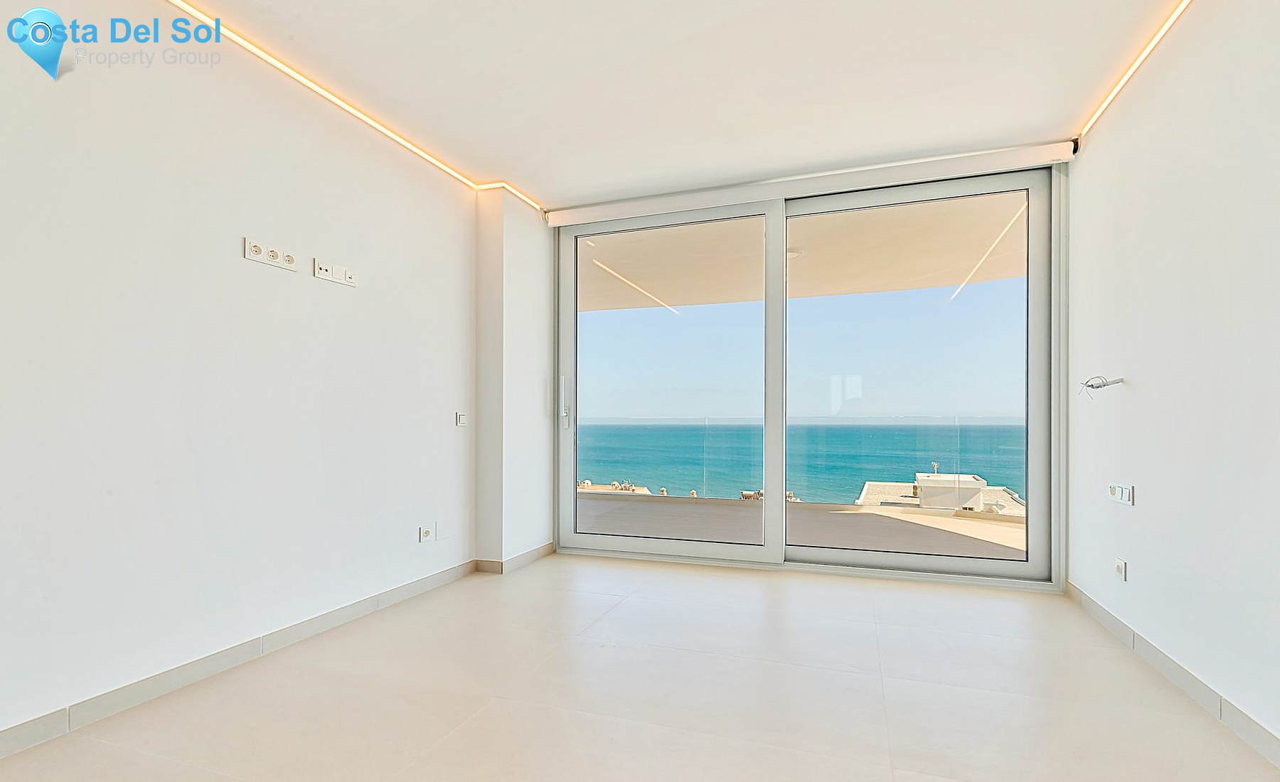 Middle Floor Apartment in Carvajal-1167957