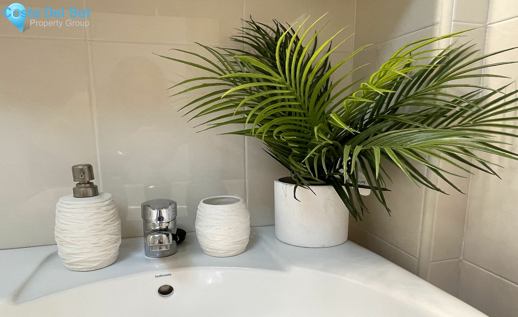 Middle Floor Apartment in Carvajal-1485231