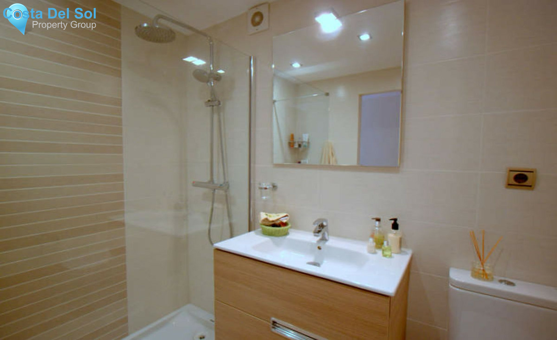 Middle Floor Apartment in Casares-1460659
