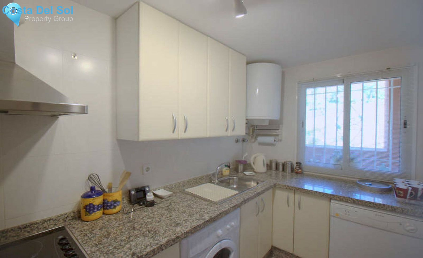 Middle Floor Apartment in Casares-1460655