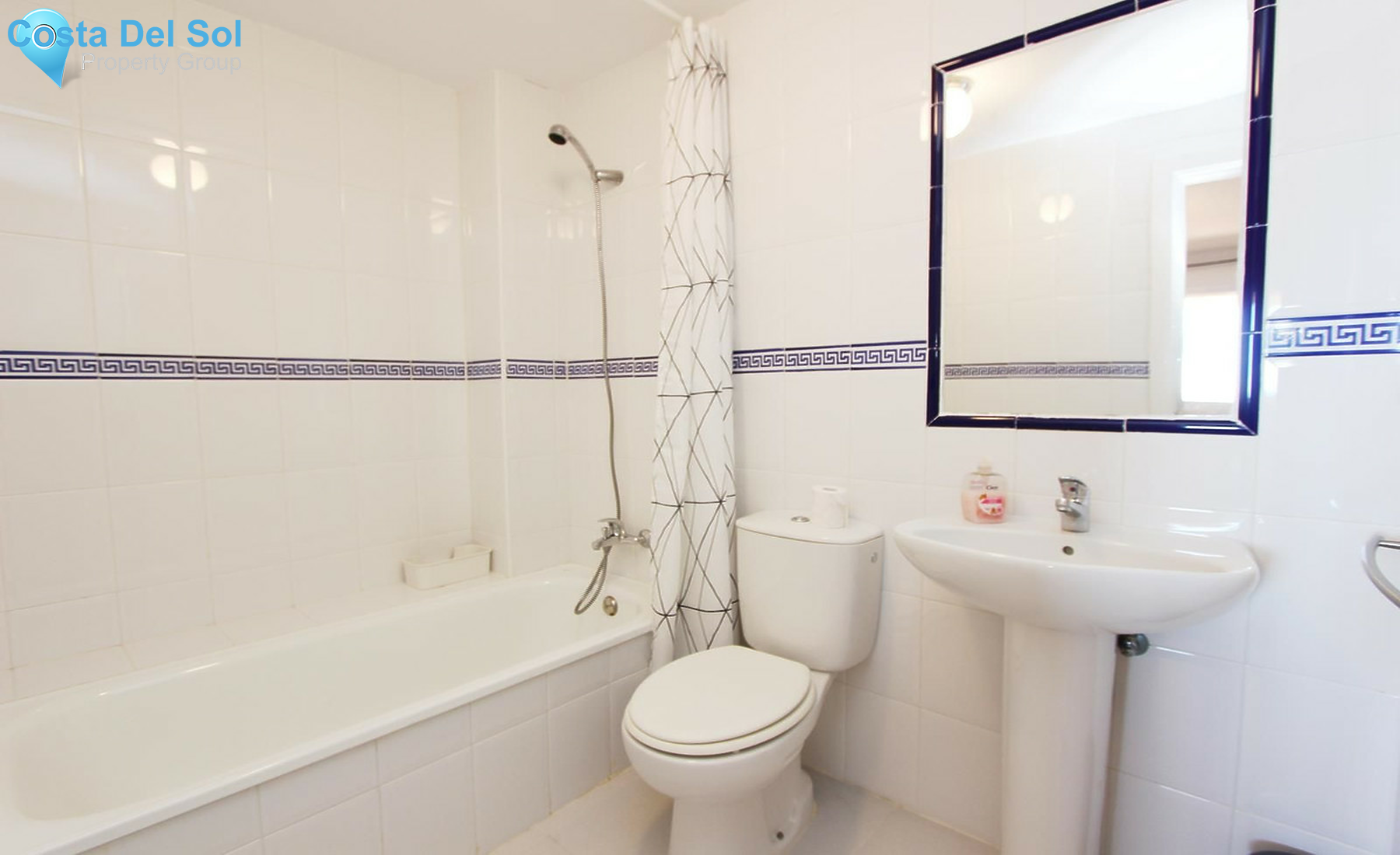 Middle Floor Apartment in Casares-1508895