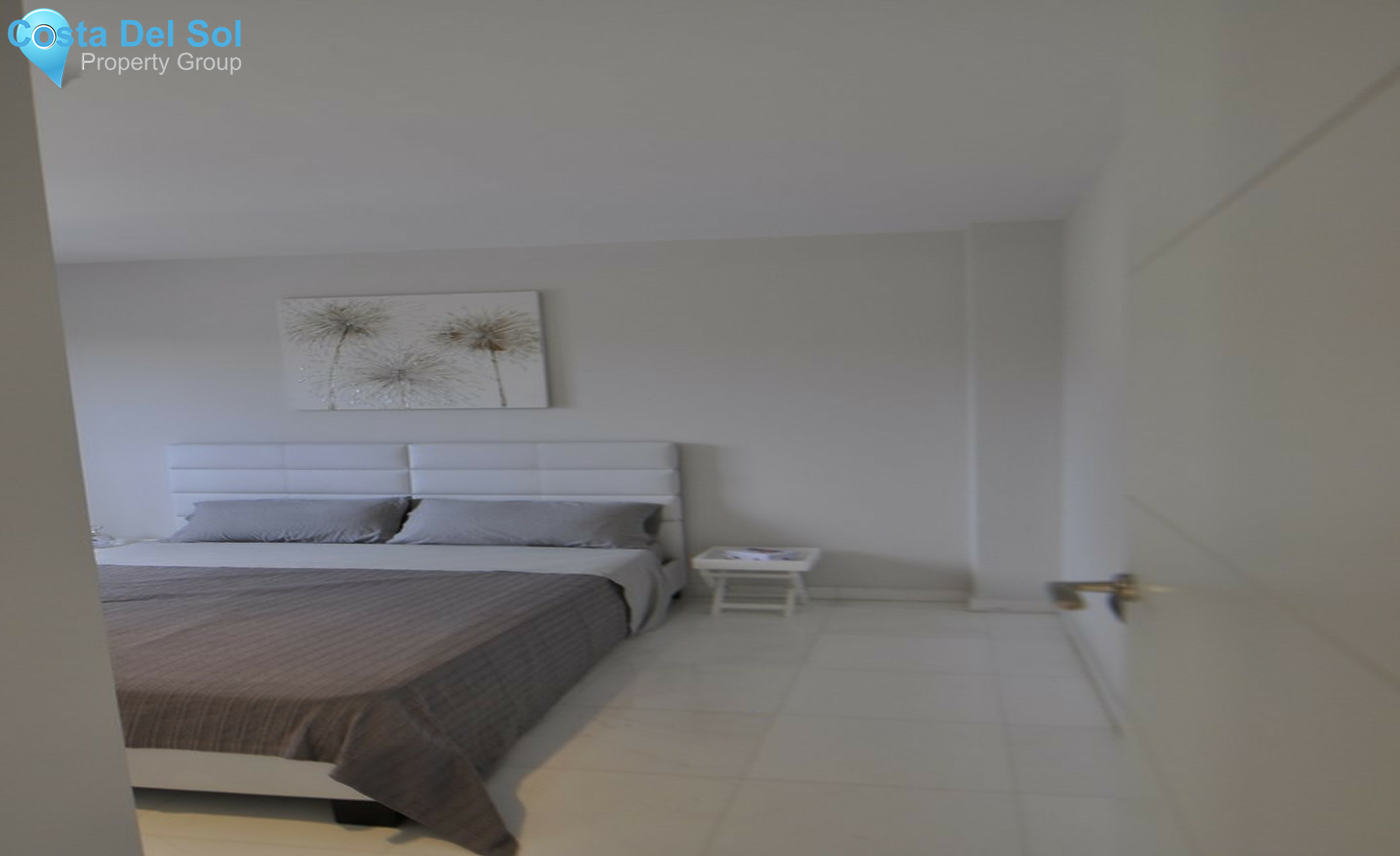 Middle Floor Apartment in Casares-1538613