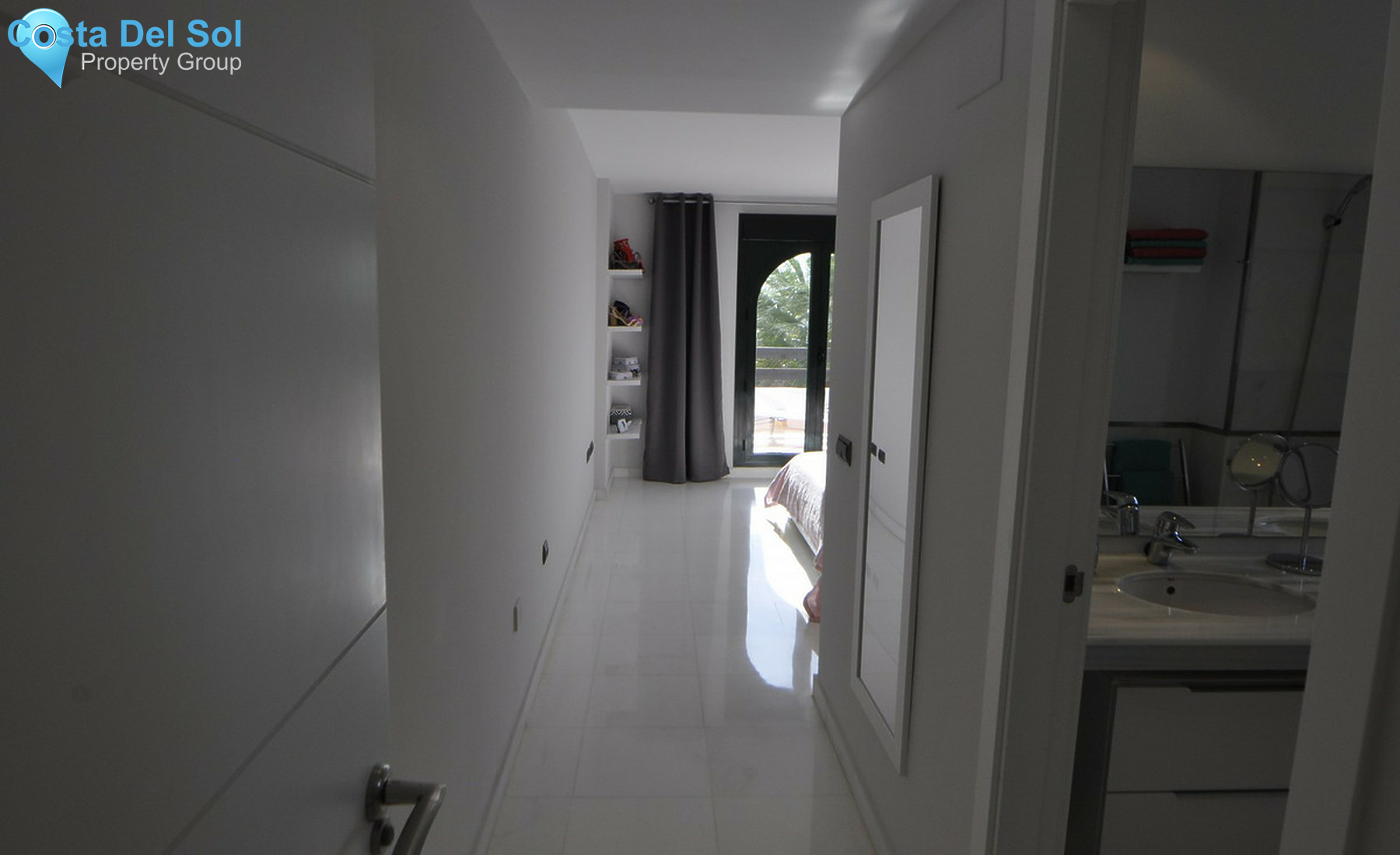 Middle Floor Apartment in Casares-1538619