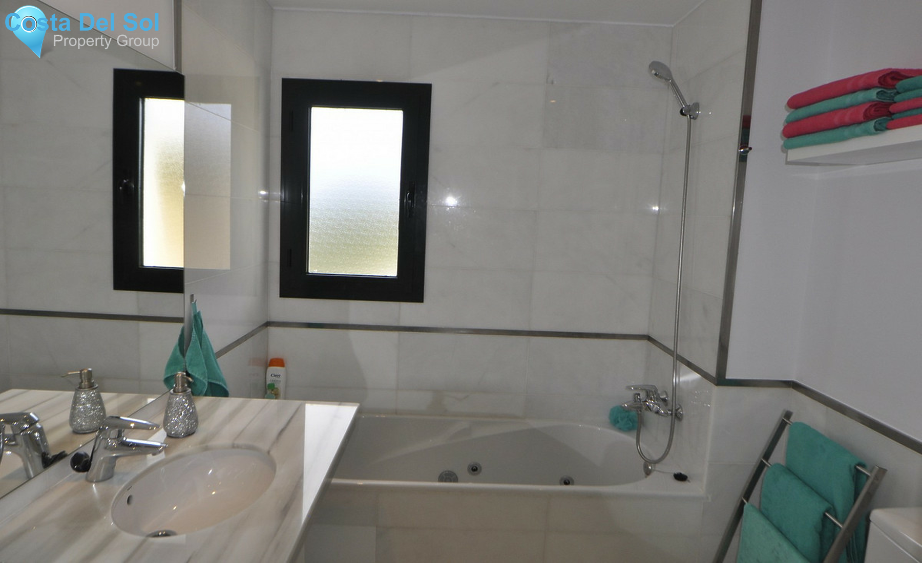 Middle Floor Apartment in Casares-1538609