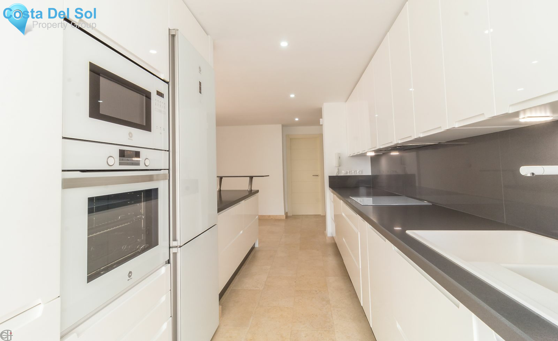 Middle Floor Apartment in Casares-1154545