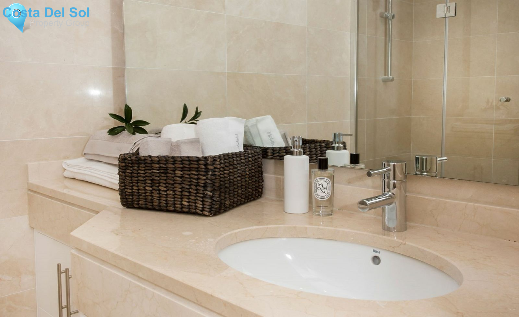 Middle Floor Apartment in Casares-1390459