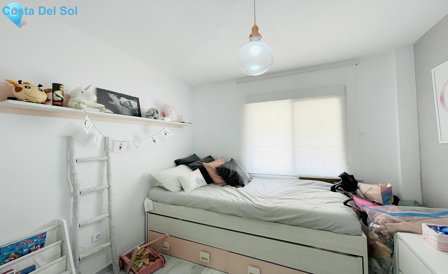 Middle Floor Apartment in Casares-1446845