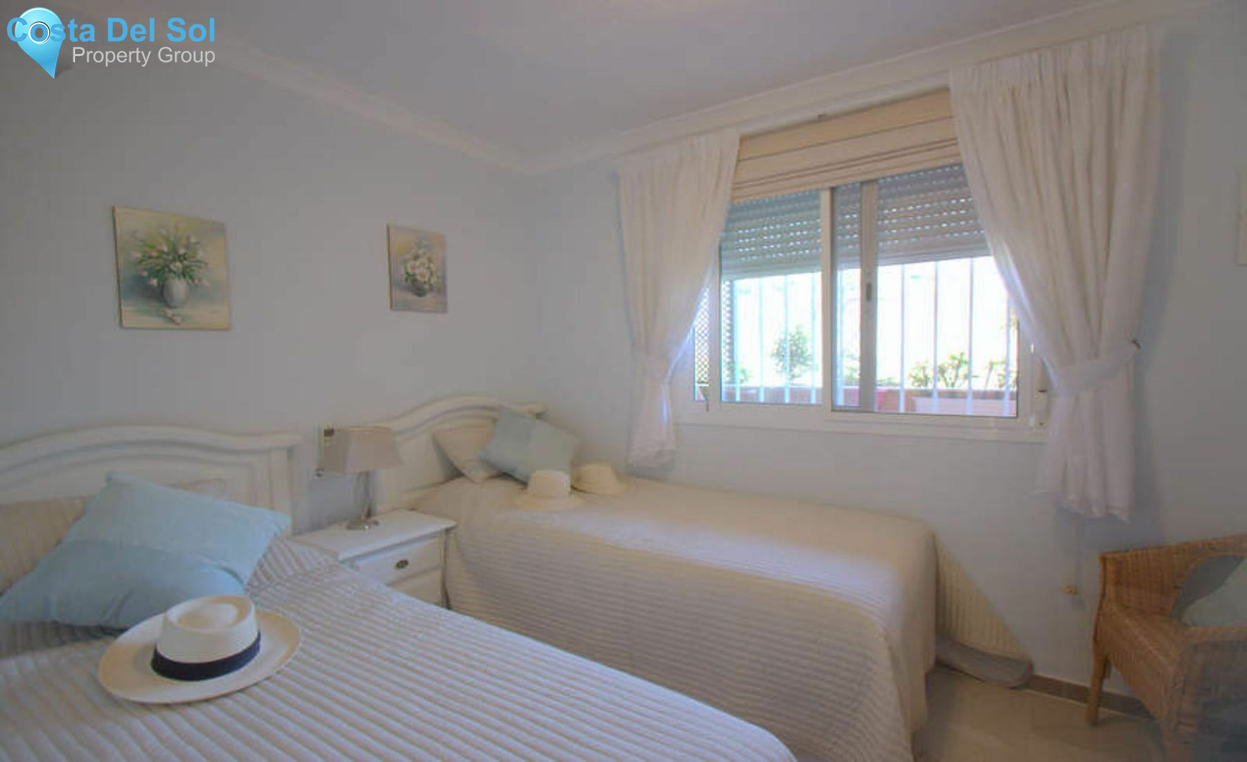 Middle Floor Apartment in Casares-1449088