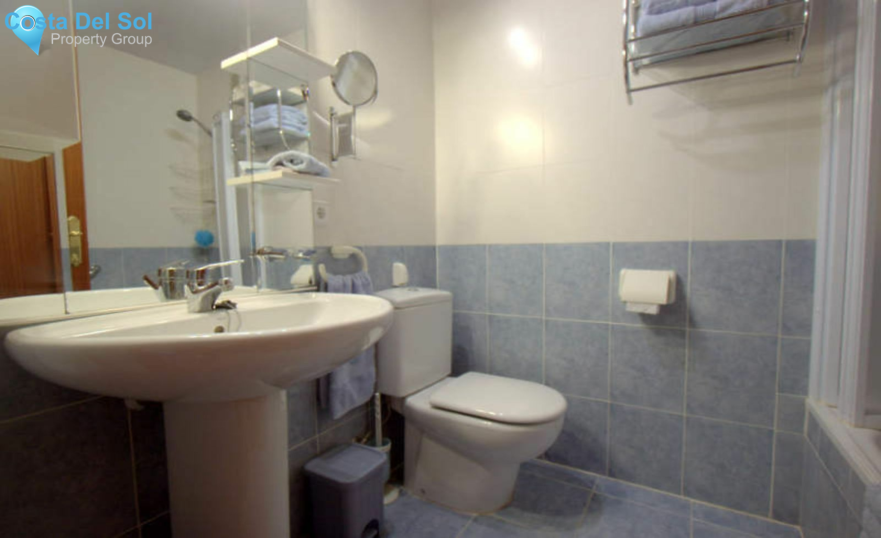 Middle Floor Apartment in Casares-1449090