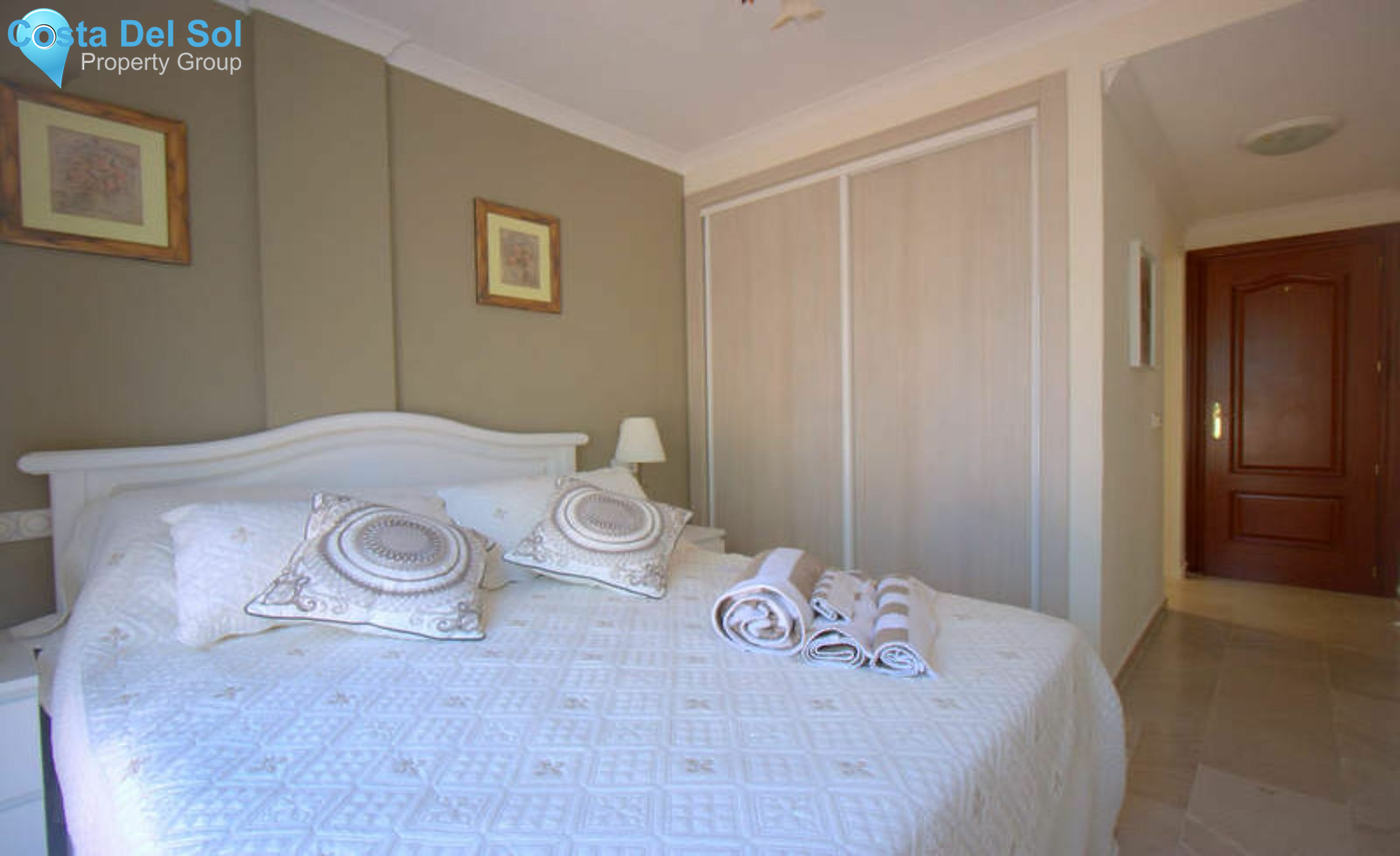 Middle Floor Apartment in Casares-1449085