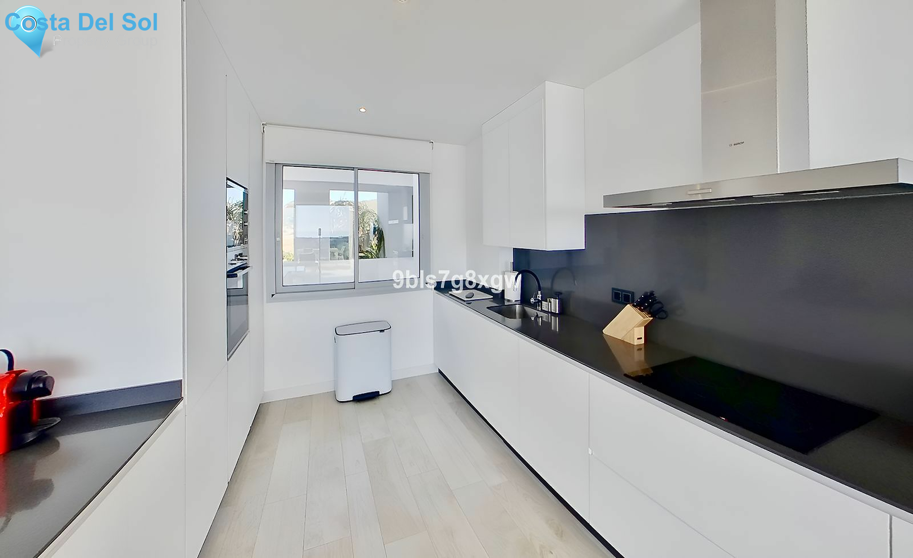 Middle Floor Apartment in Casares-1491631