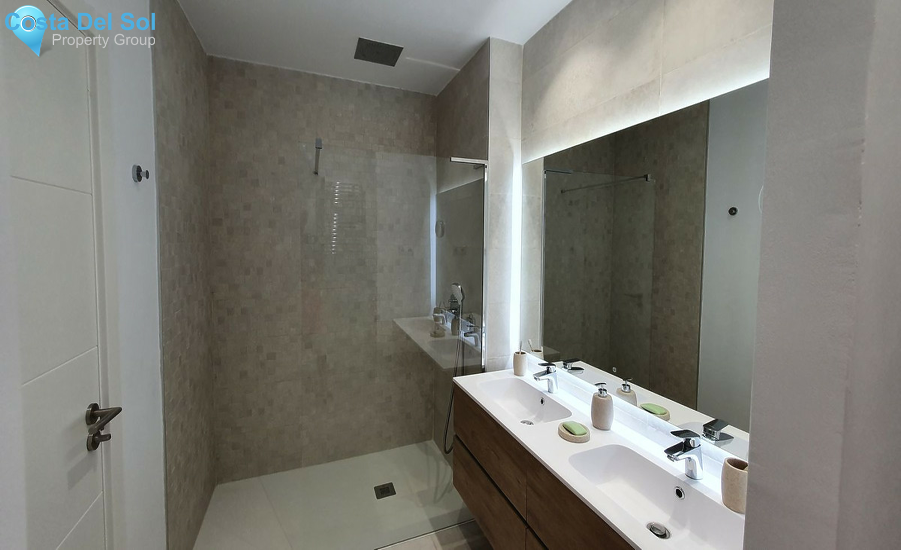 Middle Floor Apartment in Casares-1401770