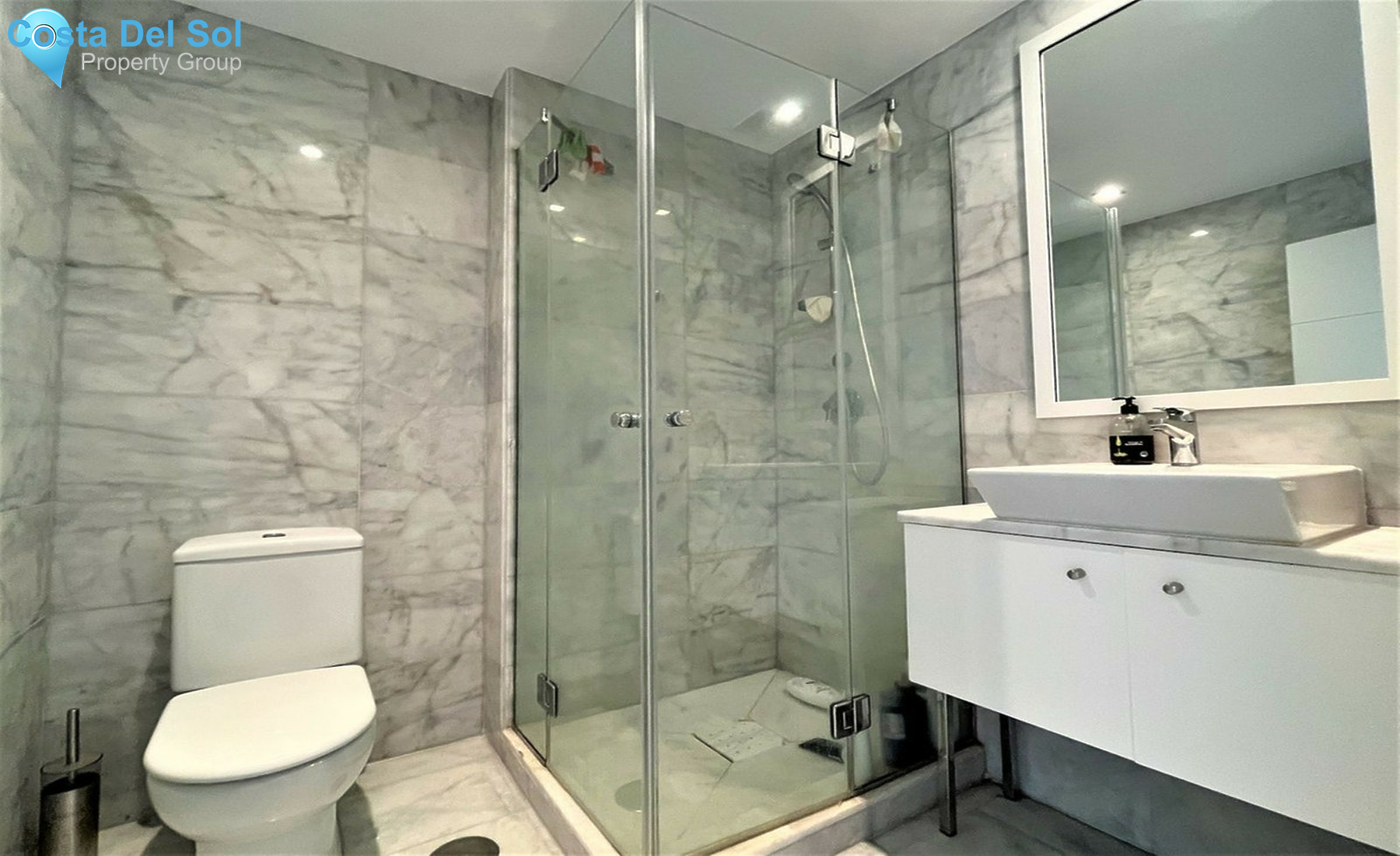 Middle Floor Apartment in Casares Playa-1440779