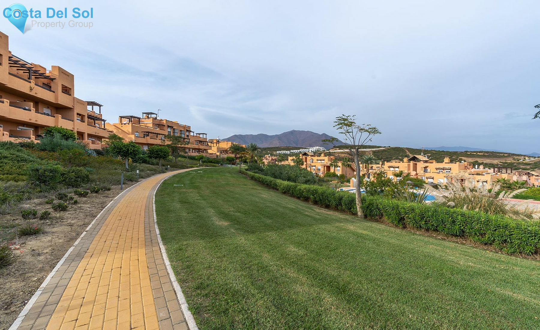 Middle Floor Apartment in Casares Playa-1504319