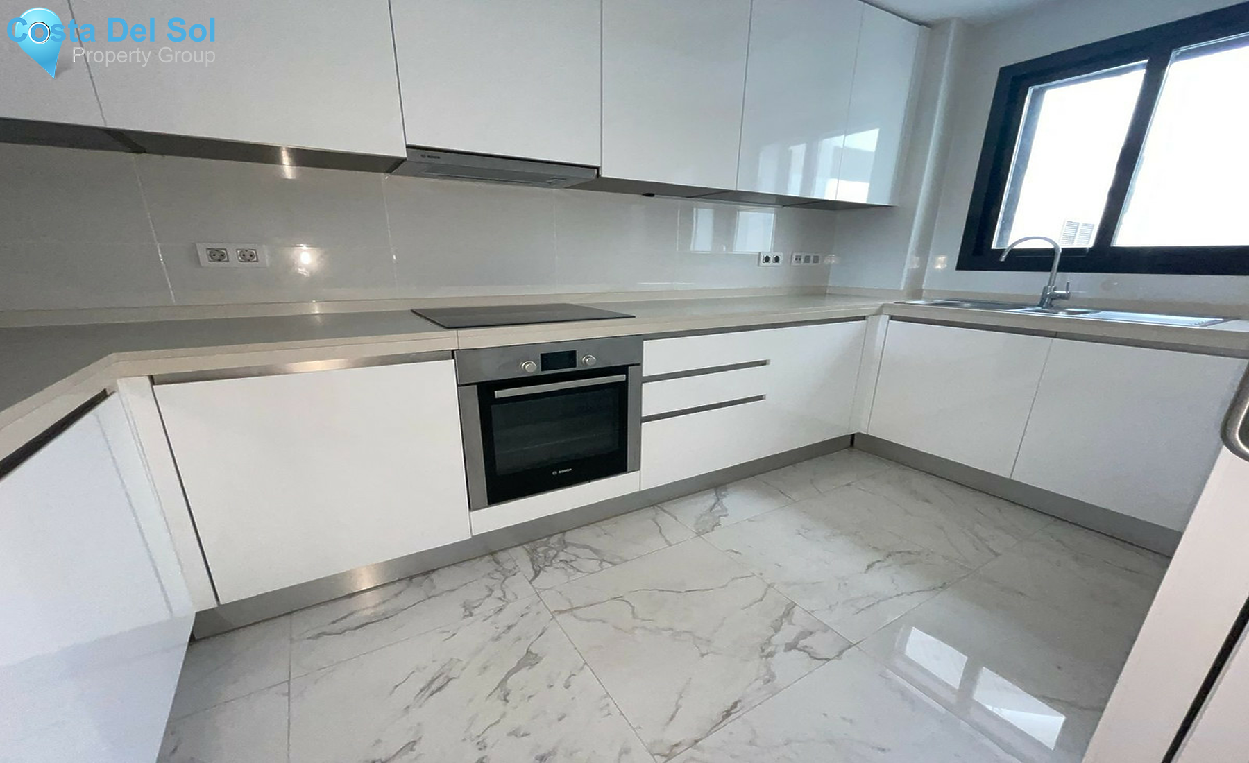 Middle Floor Apartment in Casares Playa-1510247