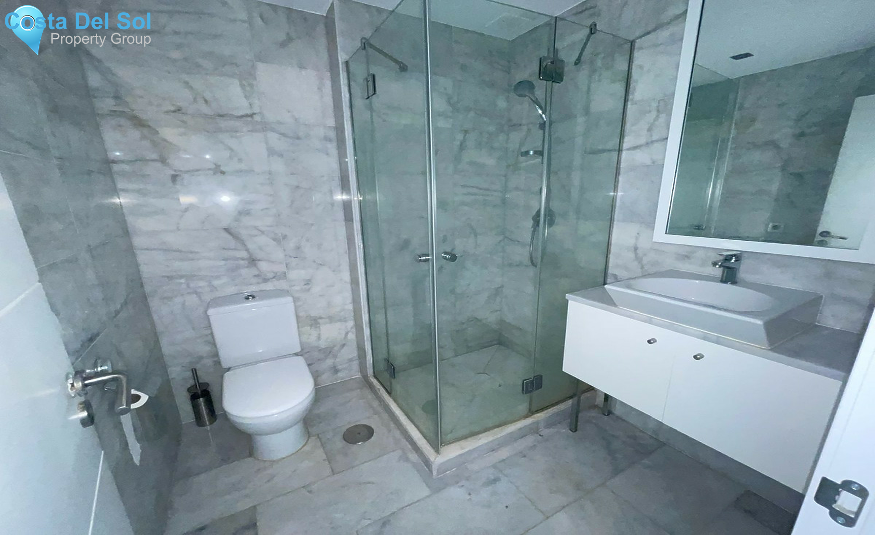 Middle Floor Apartment in Casares Playa-1510234
