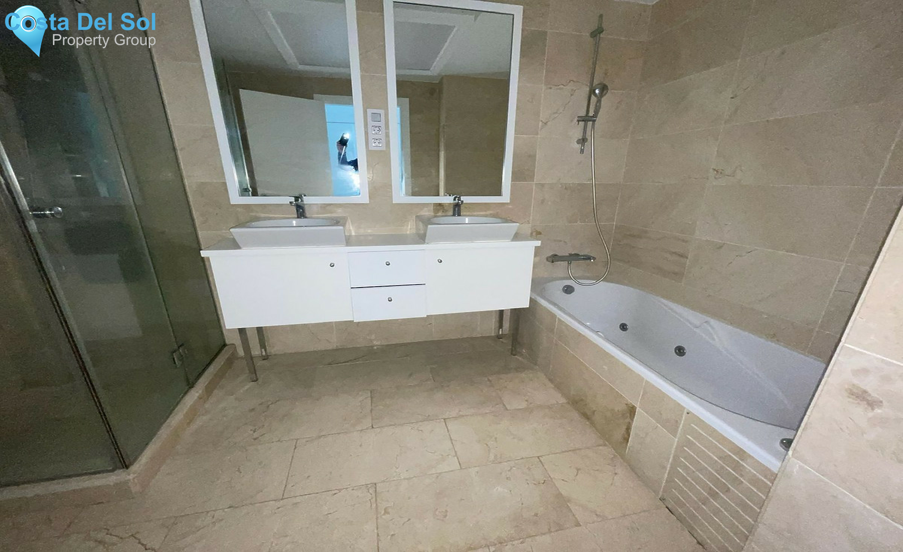 Middle Floor Apartment in Casares Playa-1510236