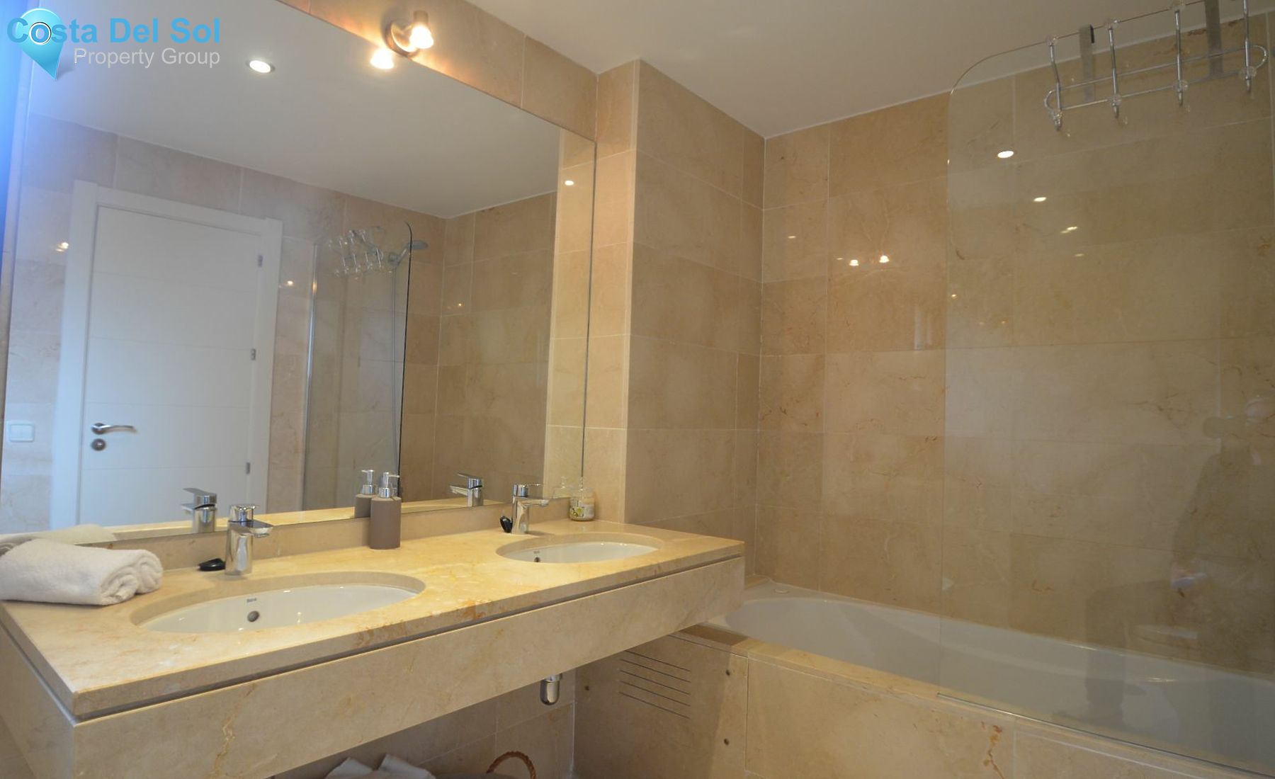 Middle Floor Apartment in Casares Playa-1153081