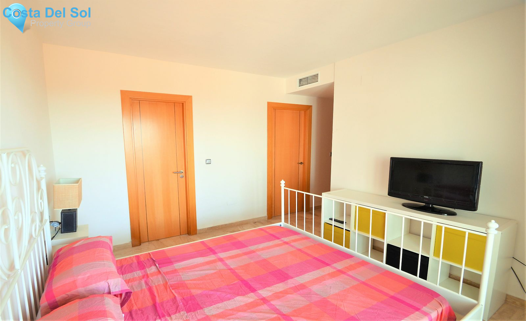 Middle Floor Apartment in Casares Playa-1196547