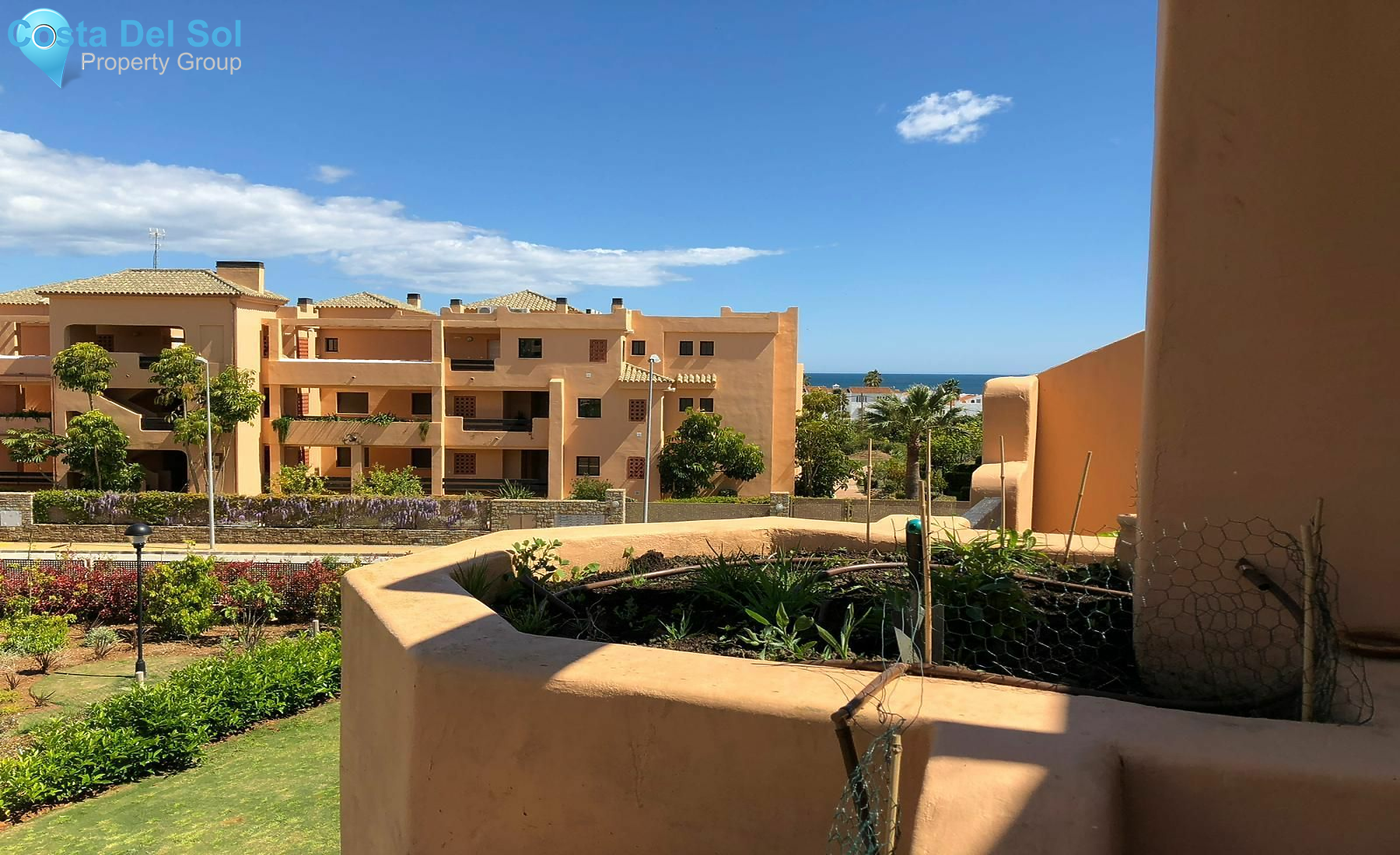 Middle Floor Apartment in Casares Playa-1200045