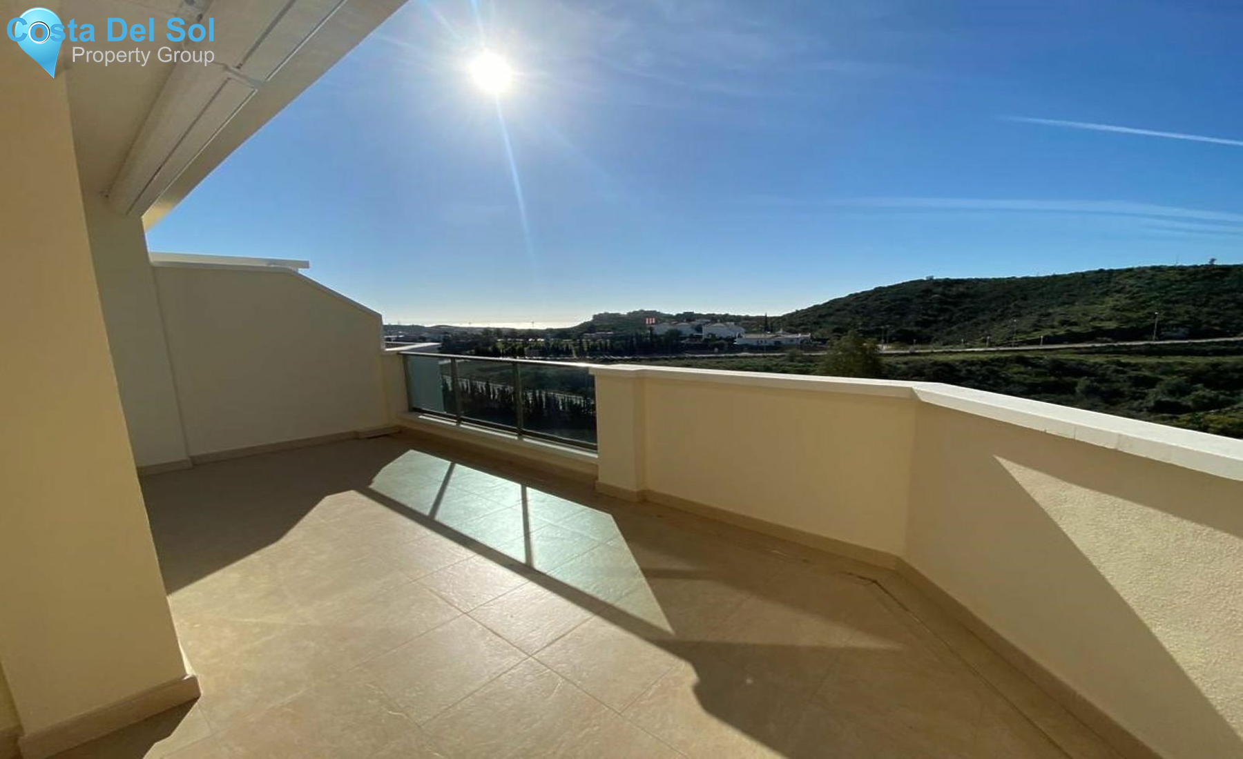 Middle Floor Apartment in Cerros del Aguila-1428910