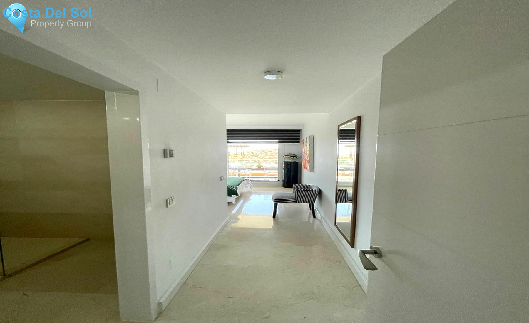 Middle Floor Apartment in Cerros del Aguila-1548086