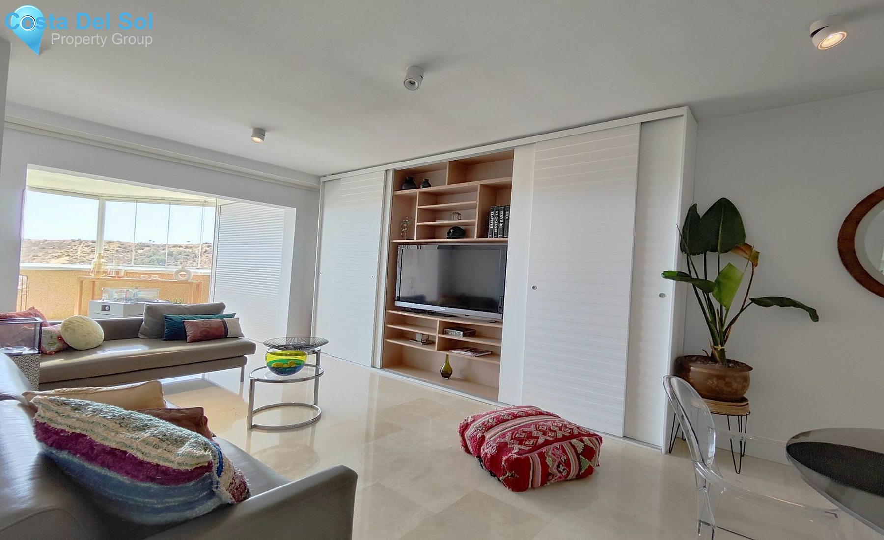 Middle Floor Apartment in Cerros del Aguila-1548078