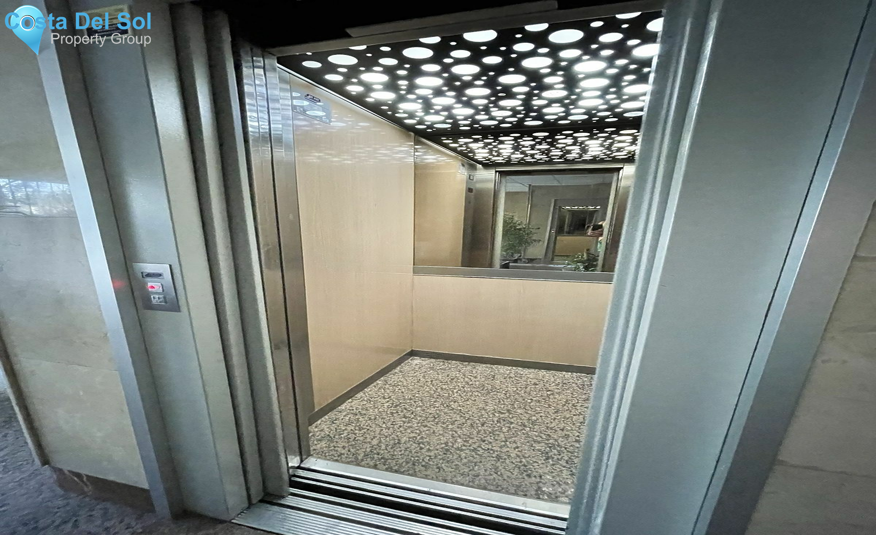 Middle Floor Apartment in Churriana-1157452