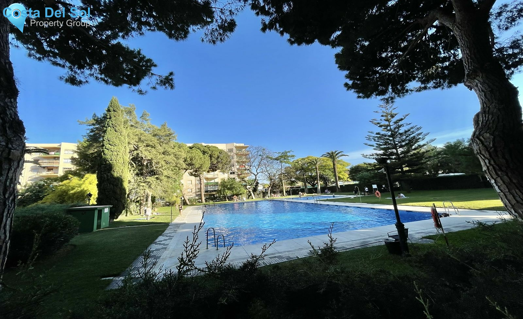 Middle Floor Apartment in Churriana-1157454