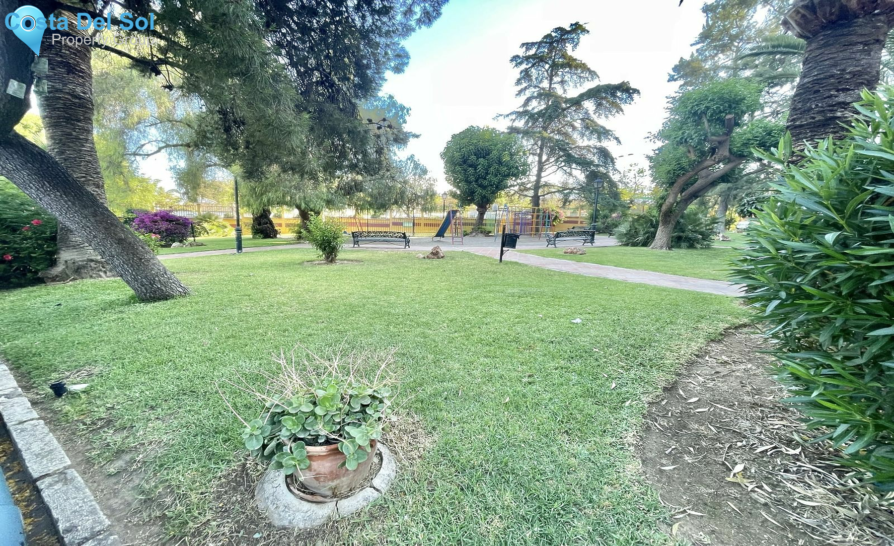 Middle Floor Apartment in Churriana-1157455