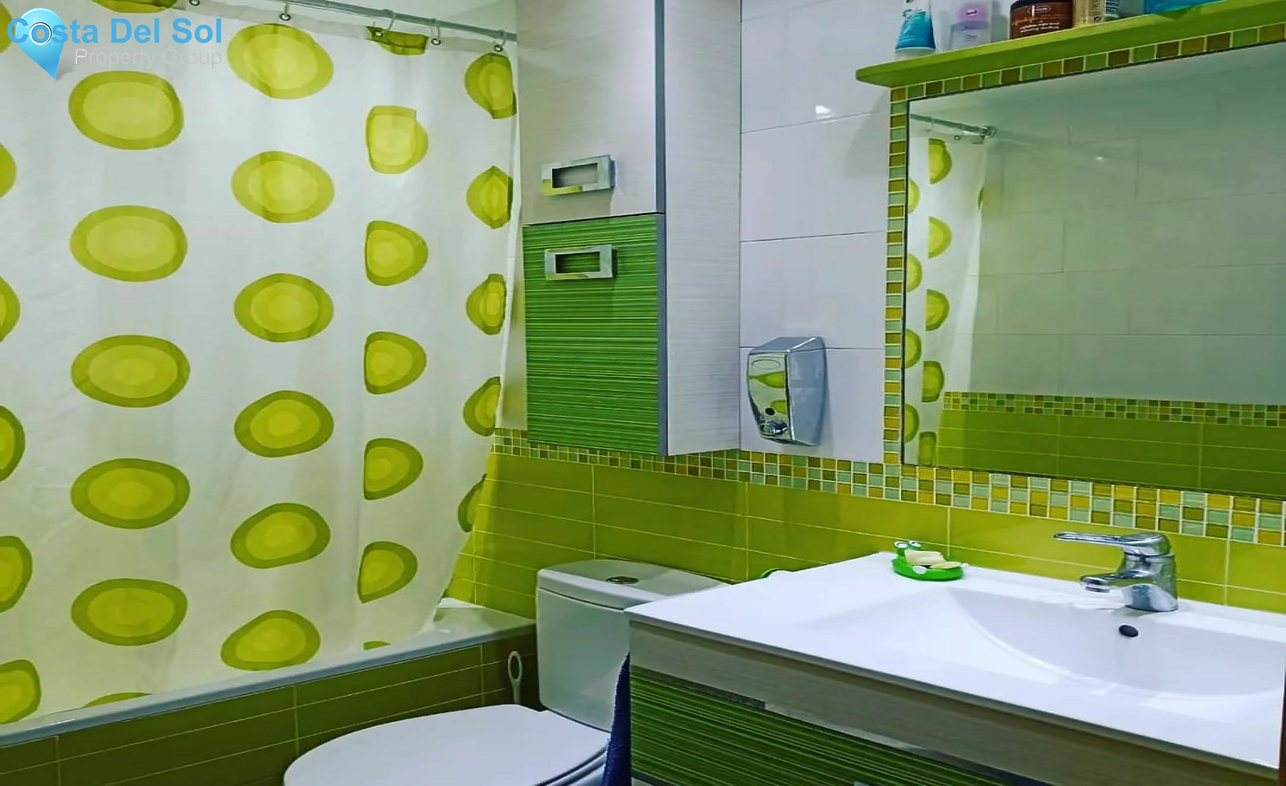 Middle Floor Apartment in Churriana-1162802