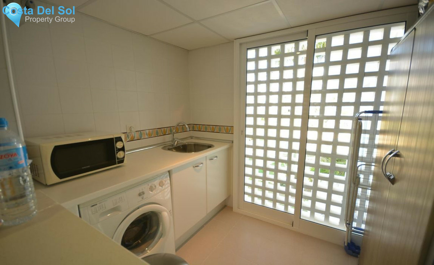 Middle Floor Apartment in Costalita-1403957