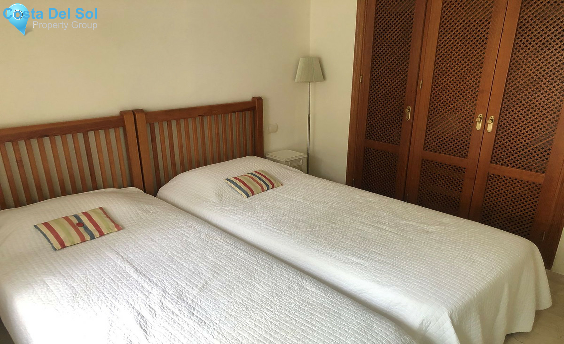 Middle Floor Apartment in Costalita-1526103