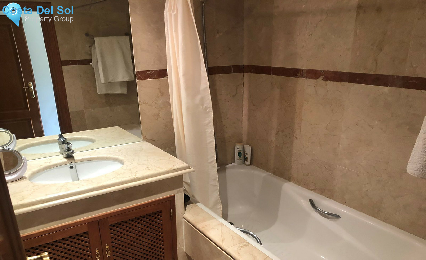 Middle Floor Apartment in Costalita-1526104