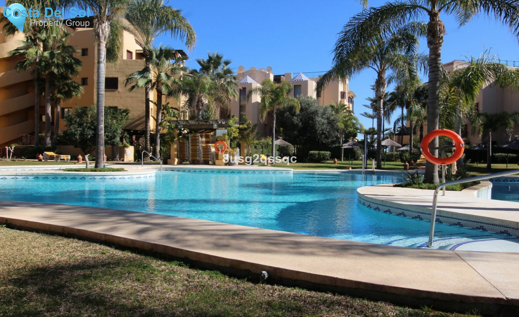 Middle Floor Apartment in Costalita