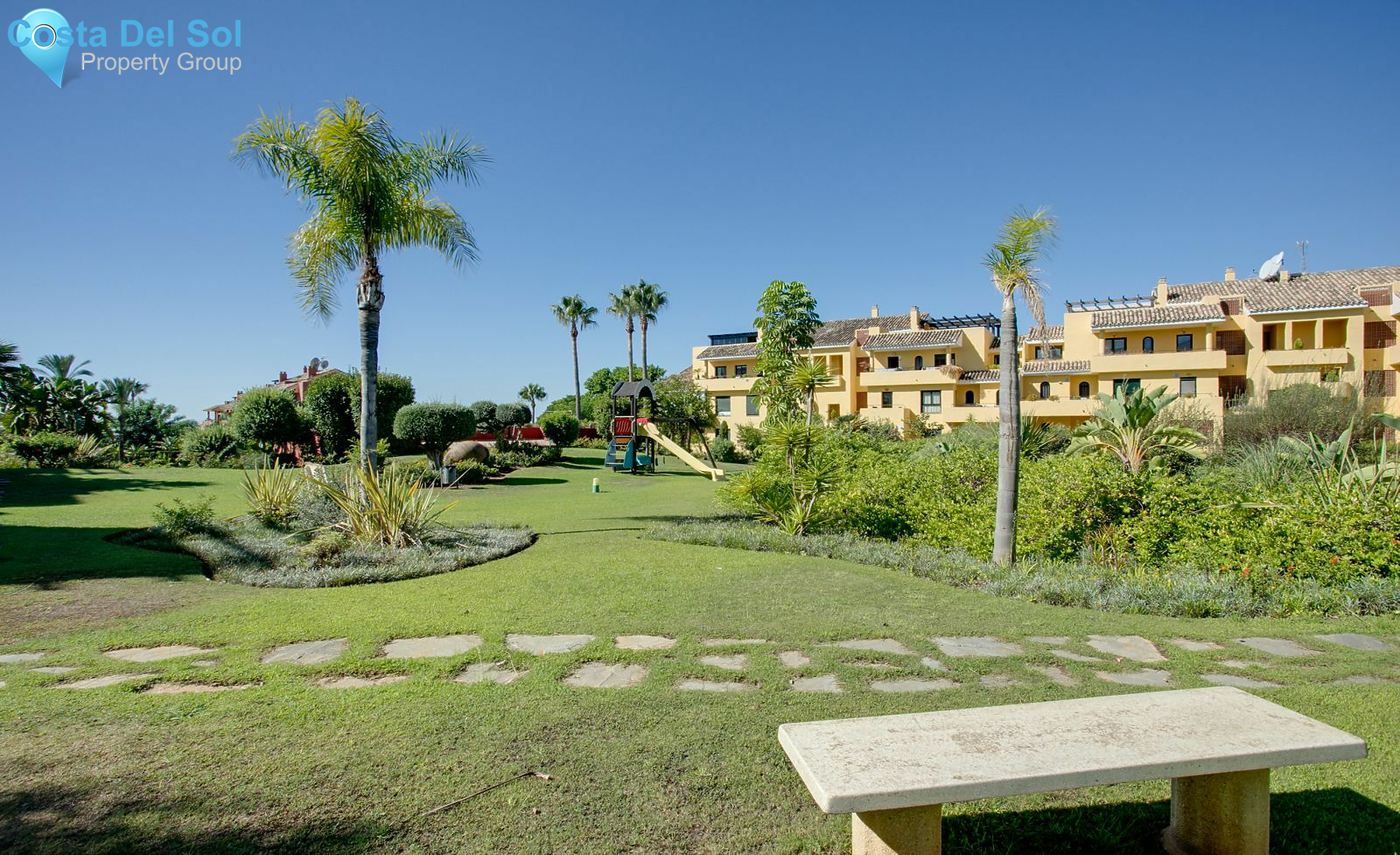 Middle Floor Apartment in Costalita-1532594