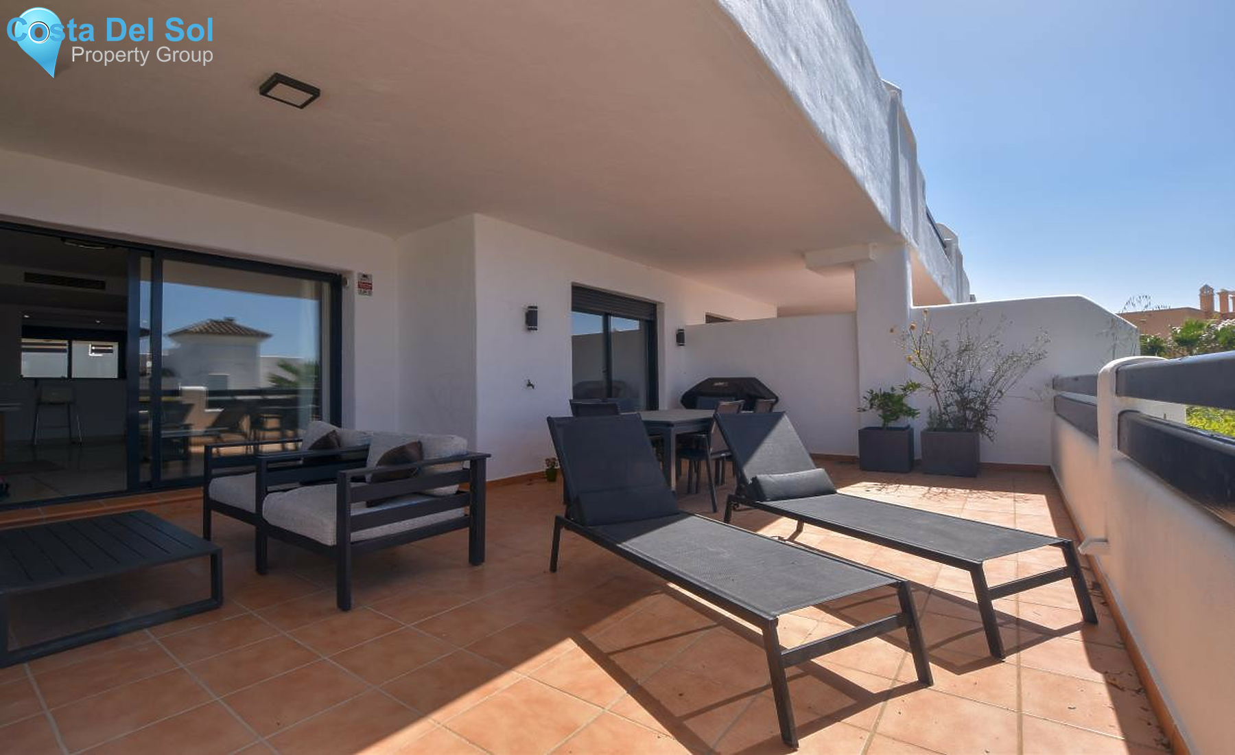 Middle Floor Apartment in Doña Julia-1286329